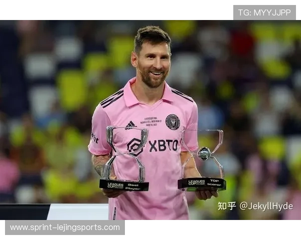 世界足球先生是谁 盘点历届获奖球员及其精彩表现 世界足球先生是谁 盘点历届获奖球员及其精彩表现